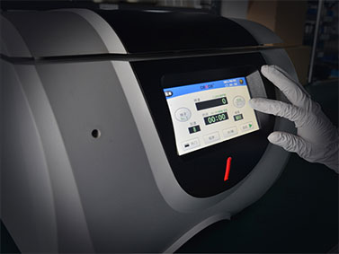 Separación de equipos de laboratorio centrífugos